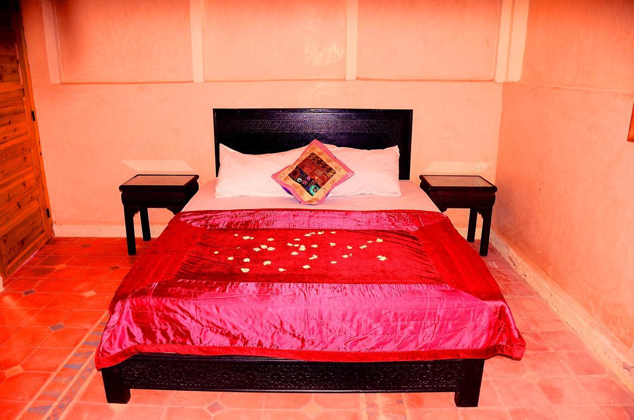 Hotel Latifa House Sbiti Zewnętrze zdjęcie